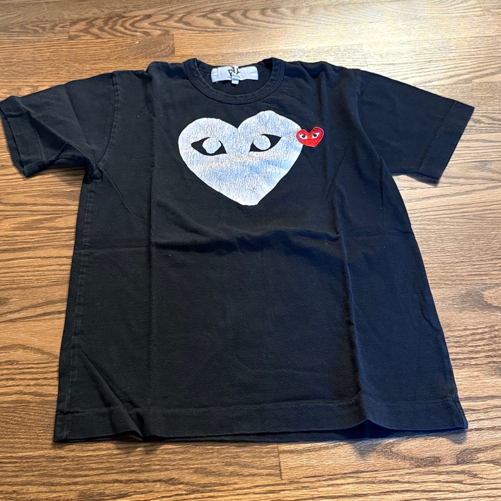 Comme des Garcons Black Play Men’s T-Shirt Size Small